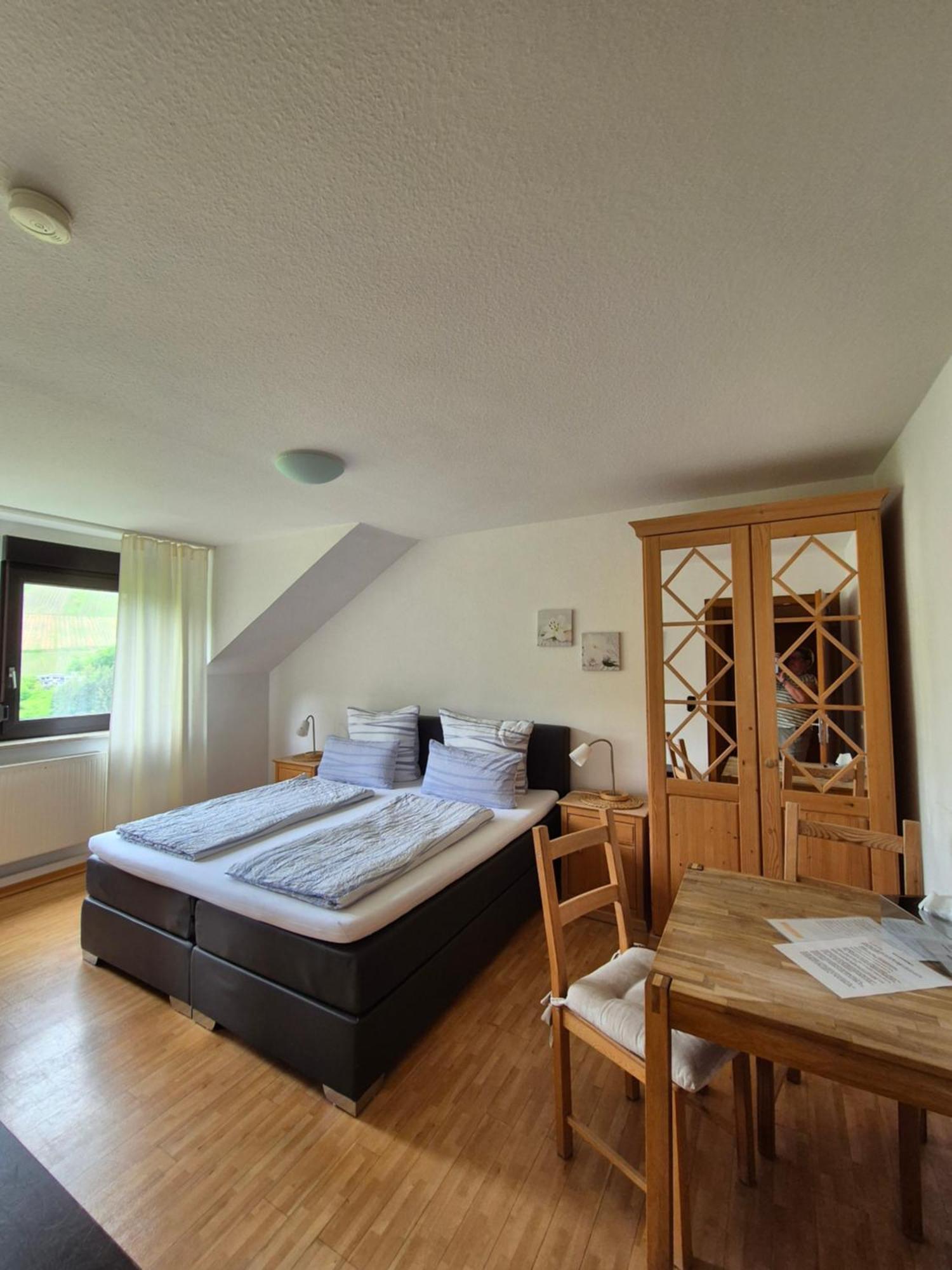Haus Gruenewald Hotell Zell an der Mosel Eksteriør bilde