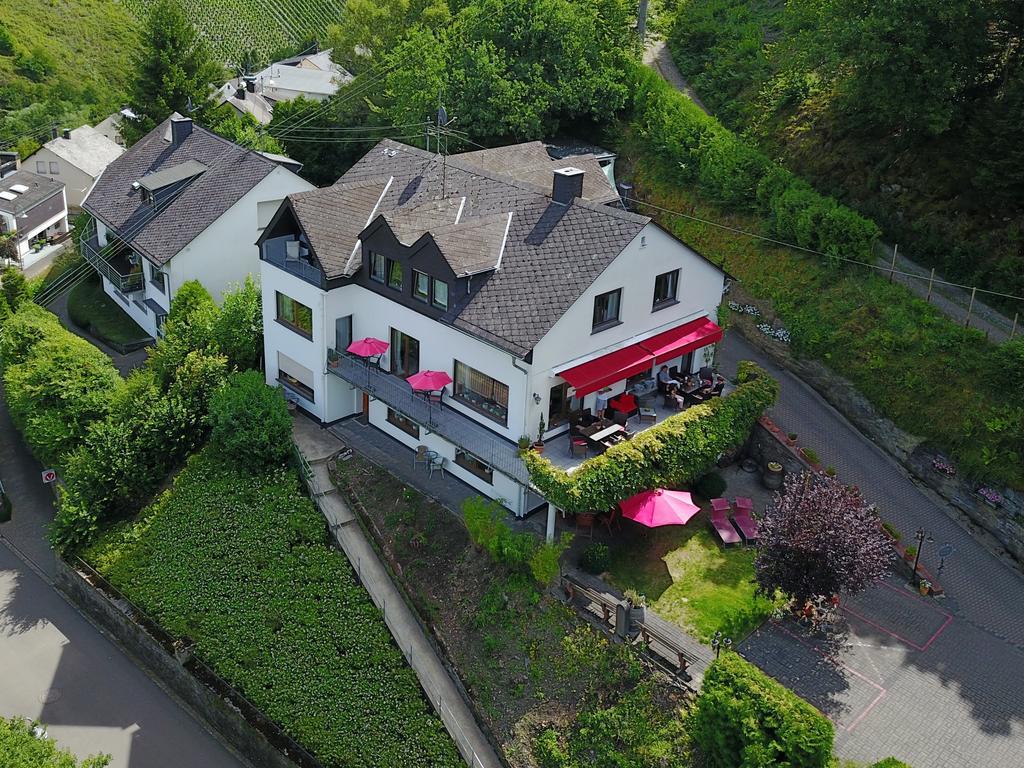Haus Gruenewald Hotell Zell an der Mosel Eksteriør bilde
